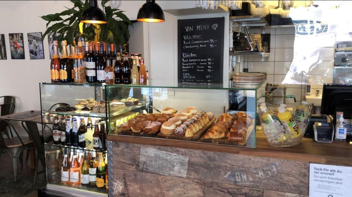 Daily’S Café & Bistro